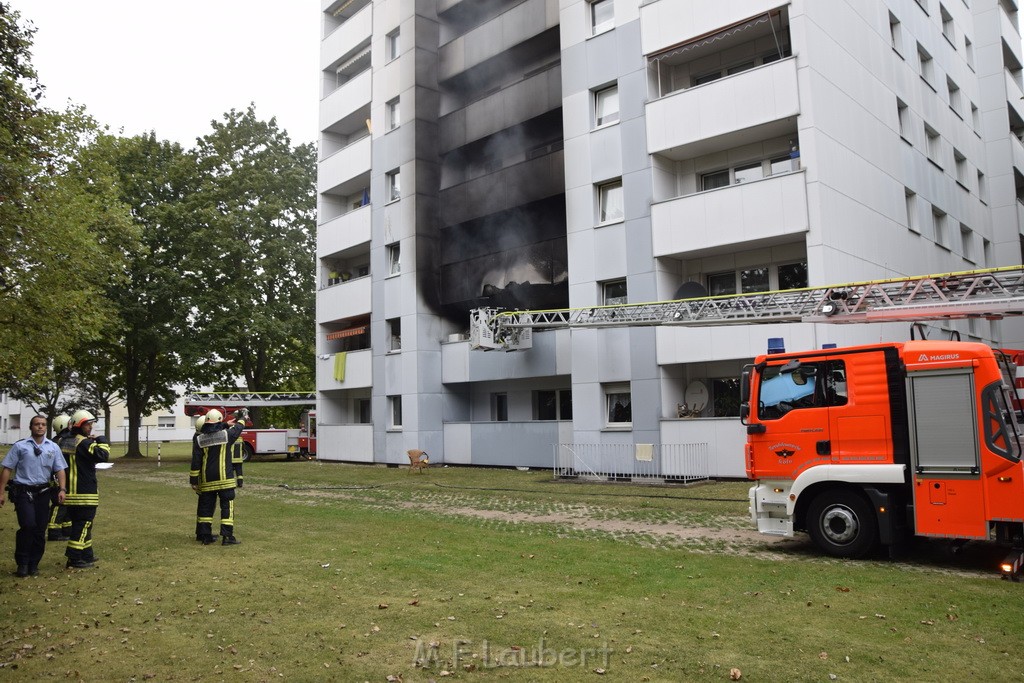 Wieder mal Feuer 3 Koeln Porz Am Urbacher Wall P023.JPG - Miklos Laubert